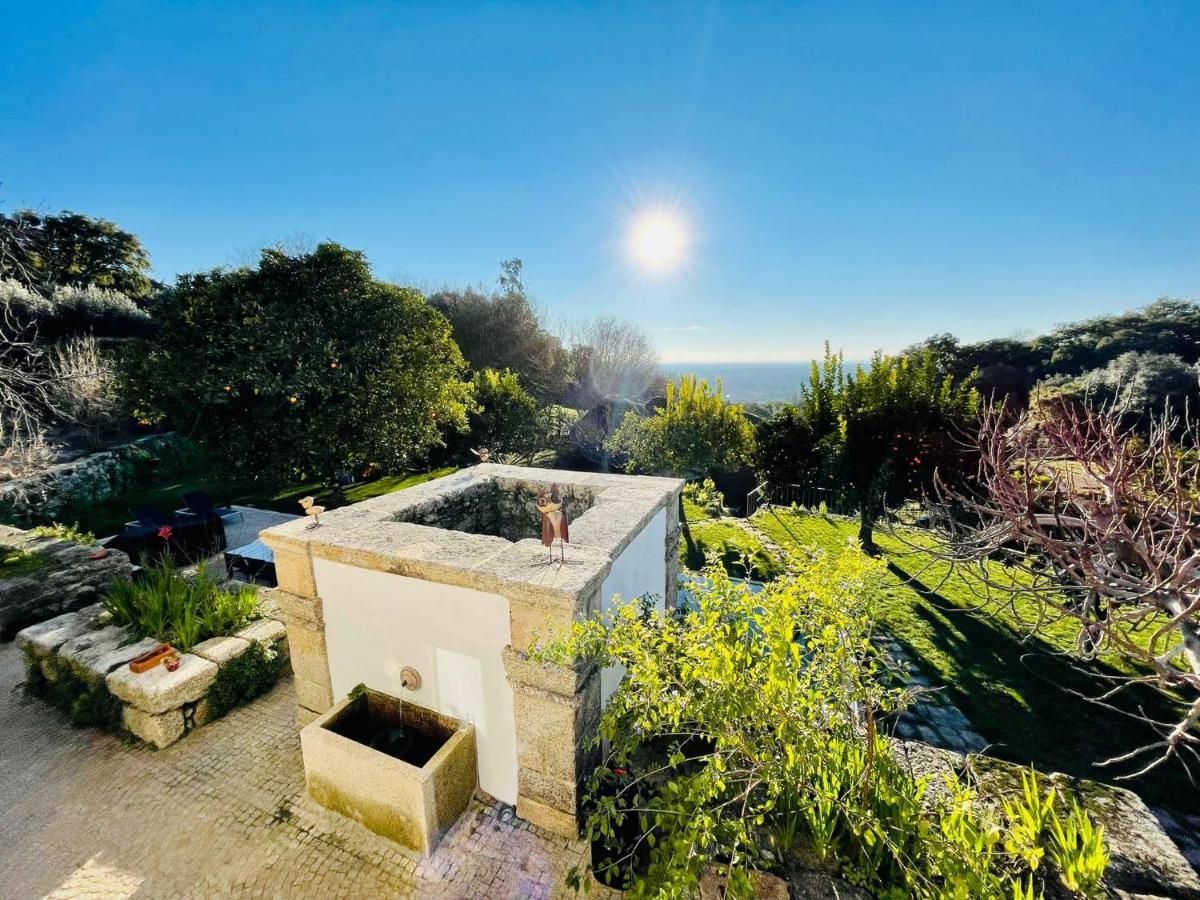 Casa Do Meio Em Quinta De Sao Pedro De Vir-A-Corca Pension Monsanto Buitenkant foto